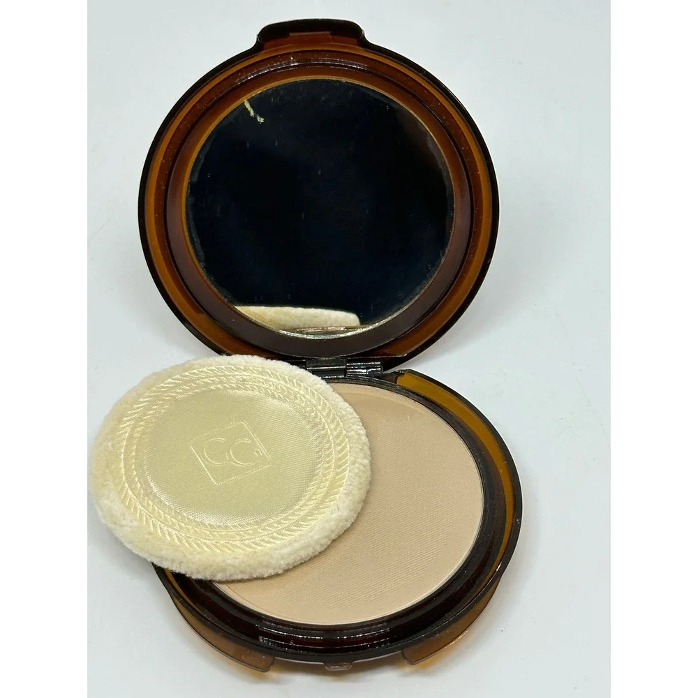 VTG CoverGirl Clean Pressed Powder Creamy Light Brown Compact Mirror Makeup Puff